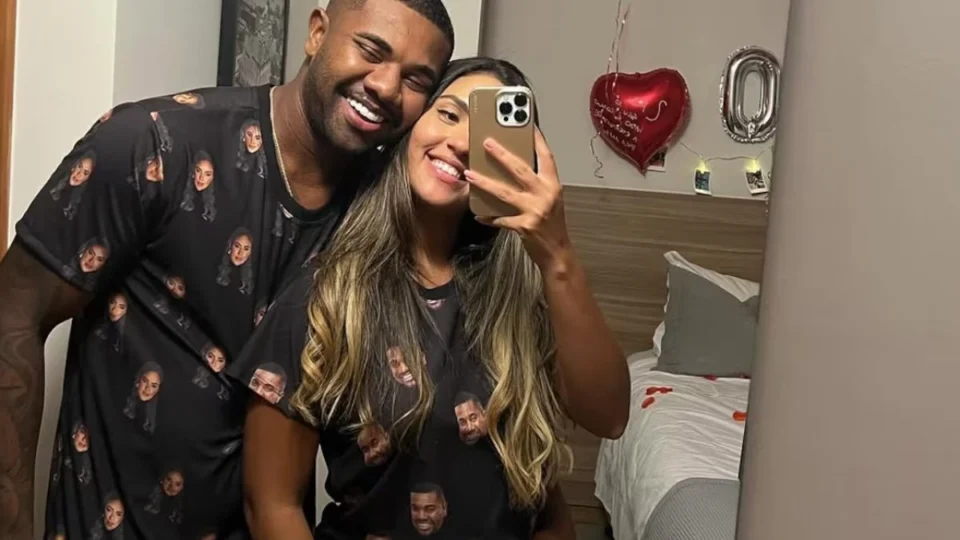 Davi Brito vai a polícia e denuncia ex-namorada após término e perda do bebê; entenda