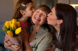 Que dia é o Dia das Mães? Veja frases para enviar neste domingo especial