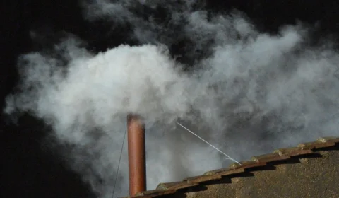 Fumaça do Conclave: veja os horários do sinal que pode anunciar o novo papa
