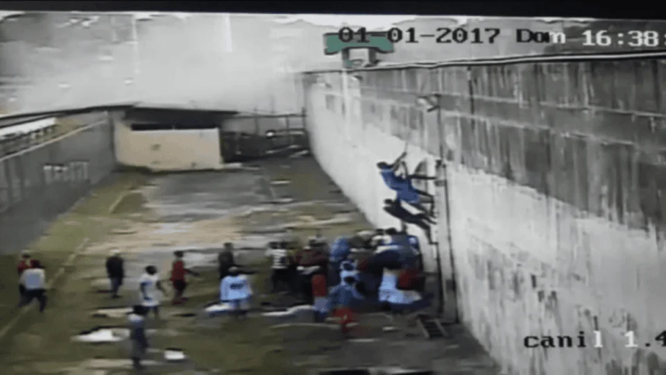 Após juiz aprovar soltar acusados de liderar massacre no Compaj, Ministério Público consegue manter prisão em Manaus