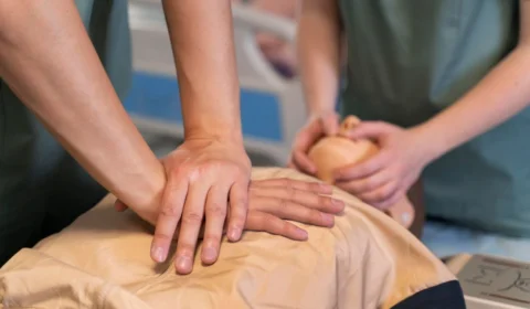 Primeiros socorros podem evitar mortes em casos de mal súbito; entenda