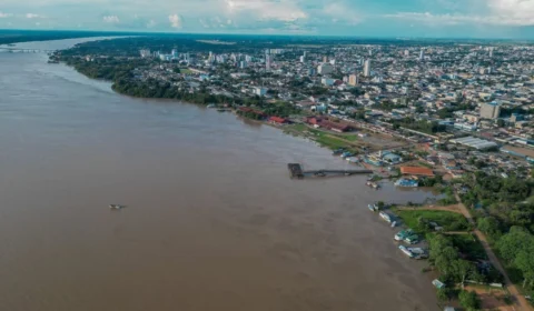 Rio Madeira registra forte queda e se afasta da cota de alerta em Porto Velho