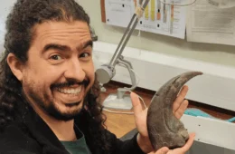 Biólogo youtuber Pirulla sofre AVC e permanece na UTI sem estimativa de alta