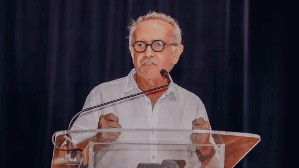 Prefeito Cícero Lucena deixa PP e anuncia pré-candidatura ao governo da Paraíba