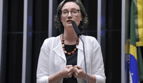 Entenda a estratégia de deputada do PT para pressionar o Congresso e evitar elevação do IOF