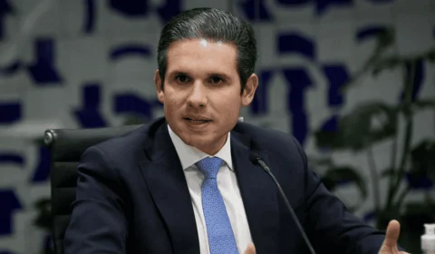 ‘Ser de centro é ausência de preconceito’, diz Motta ao rebater críticas de omissão