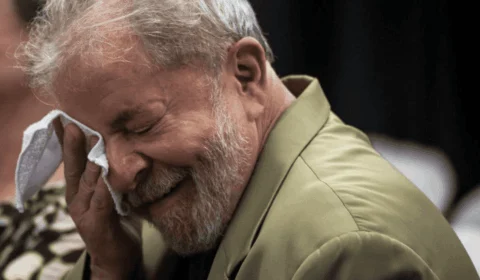 Lula isolado: jornal vê Brasil afastado do Ocidente e líder impopular