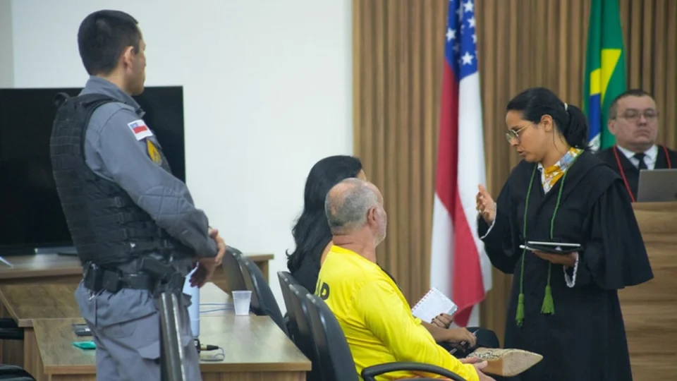 Homem é condenado a 97 anos por incêndio em lotérica que matou três pessoas em Manaus