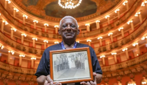 Nonatinho, servidor mais antigo do Teatro Amazonas, morre aos 89 anos