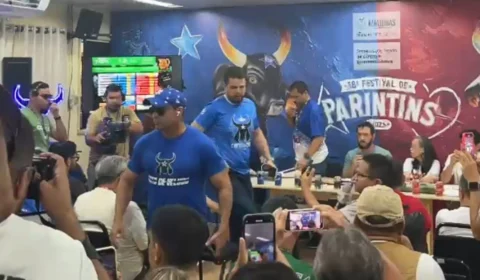 Presidente do Boi Caprichoso abandona apuração do Festival de Parintins; veja vídeo