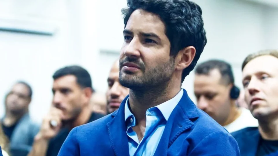 Alexandre Pato se oferece para custear traslado do corpo de Juliana Marins