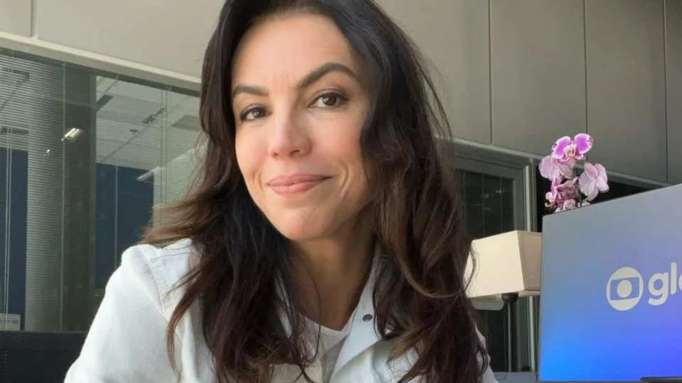 Ana Paula Araújo faz comentário raro sobre namoro com Bernardinho