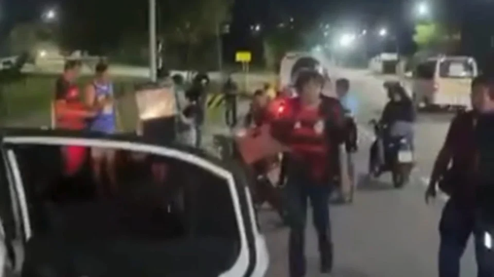 VÍDEO: casal é arremessado após colisão entre moto e carro na zona Centro-Sul de Manaus