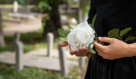 Dia Internacional da Viúva: 5 filmes e séries que falam sobre o luto e o recomeço