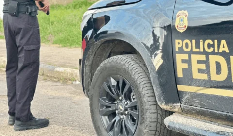 Frentista e ex-servidor usaram cartão de combustível da PRF para desviar dinheiro, diz PF