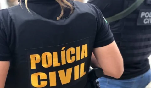 Policiais militares e civis suspeitos de formar milícia são alvos de operação em Manaus