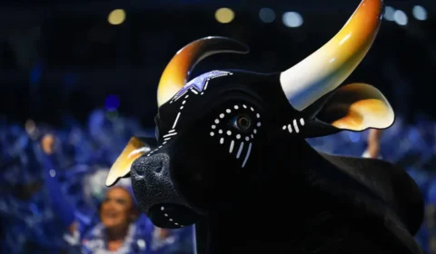 Caprichoso resgata dor e resistência em ‘Itigã’s – Retomada dos Espíritos’, toada que denuncia violências contra os Munduruku