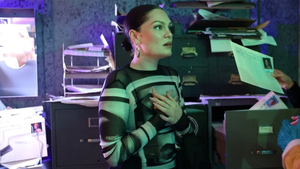 Jessie J anuncia pausa na carreira; cantora vai tratar câncer de mama