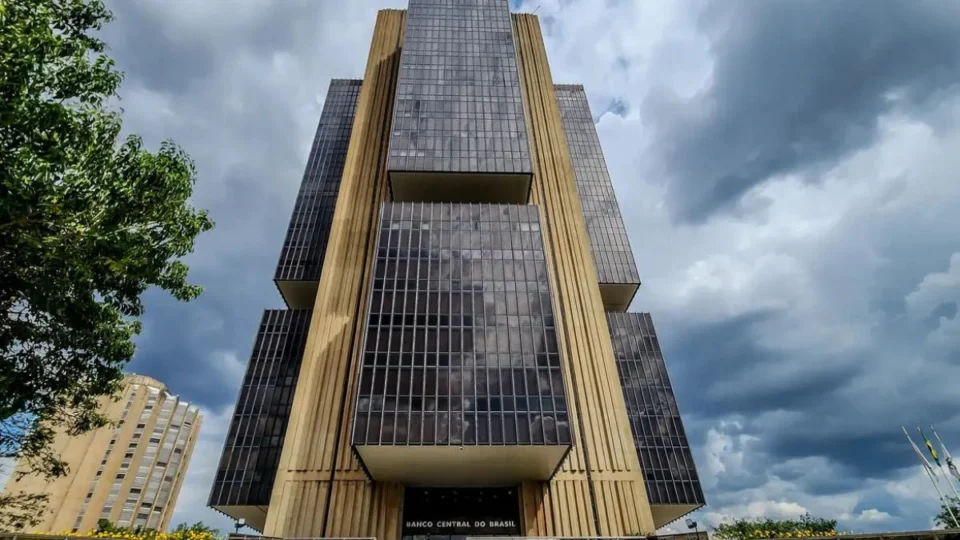 Ataque hacker atinge empresa ligada ao Pix, diz BC