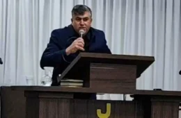 VÍDEO: Pastor morre durante pregação transmitida ao vivo em igreja