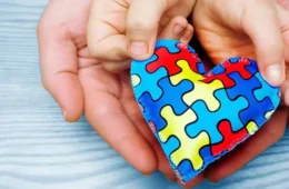 Por que o quebra-cabeça é o símbolo do autismo?