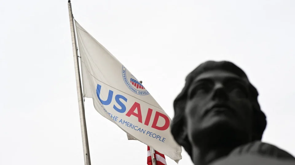 Estudo aponta que fim da USAID pode causar 14 milhões de mortes até 2030