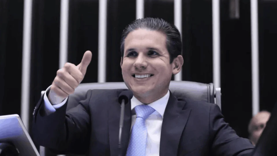 O que a Câmara fez no semestre? Hugo Motta fala em 354 proposições aprovadas