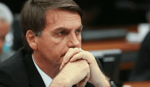 Leia trecho de carta supostamente escrita por Bolsonaro solicitando asilo na Argentina