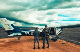 Avião sem plano de voo é interceptado com ouro e carga ilegal em Roraima