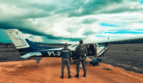Avião sem plano de voo é interceptado com ouro e carga ilegal em Roraima