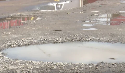 Buracos e alagamentos geram transtornos em zona Oeste de Boa Vista