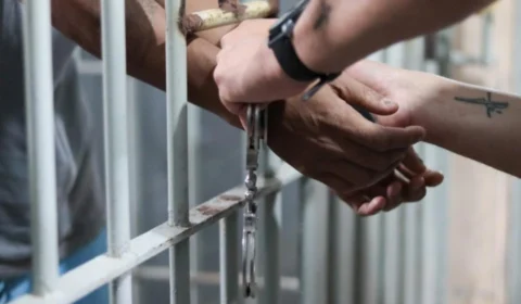 Homem é preso em Paraíso do Tocantins por observar mulheres em bronzeamento