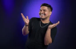 ‘É triste né gay?’: influenciador Dhi Miranda conquista a internet com histórias LGBTQIA+