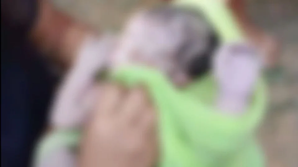 Recém-nascido é jogado pela janela após mãe dar à luz em casa na zona Leste de Manaus