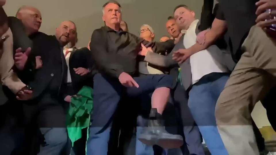 PGR diz que perícia em tornozeleira de Bolsonaro perde relevância após prisão definitiva