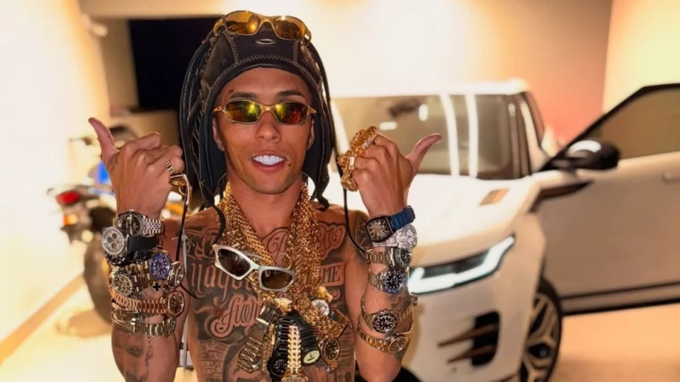 VÍDEO: casamento de influenciador Buzeira viraliza após convidados serem ‘roubados’ durante cerimônia