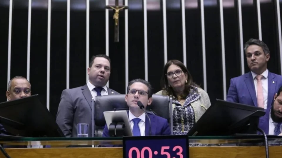 ‘PL da Devastação’: quase todos os deputados de Rondônia votam a favor de projeto que ‘facilita’ desmatamento