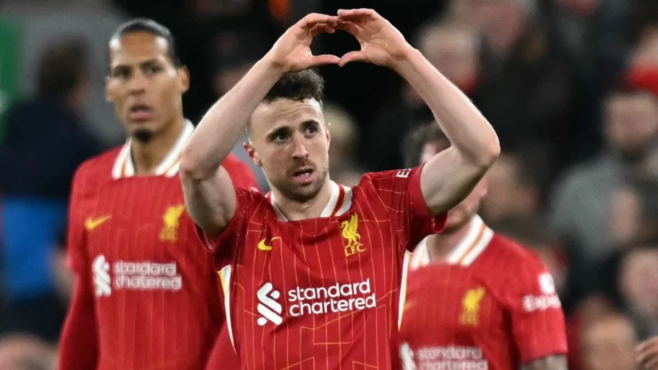 Por causa de cirurgia no pulmão, Diogo Jota foi desaconselhado a viajar de avião