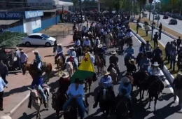 ‘Expoacre 2025’ começa com cavalgada e celebra 50 anos da maior feira agropecuária do Acre