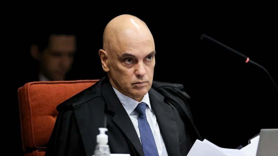Moraes descarta perguntas ‘impertinentes’ da defesa de Bolsonaro; entenda decisão