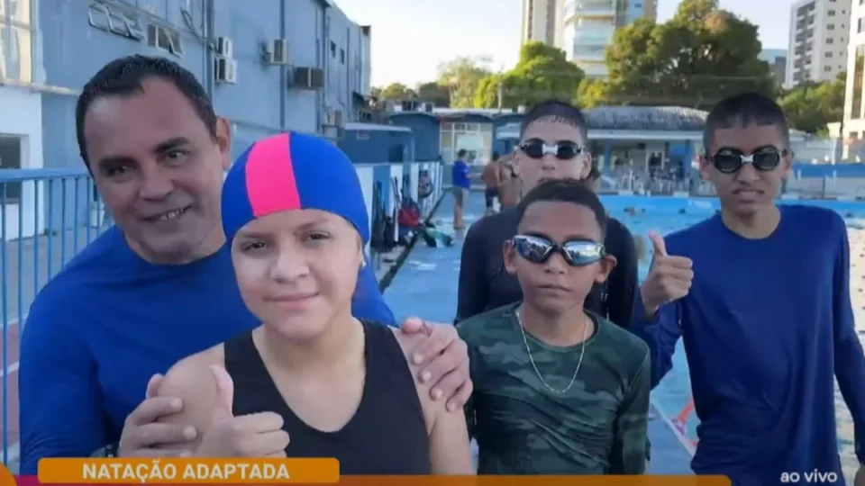 Projeto de natação adaptada promove inclusão e revela talentos em Manaus
