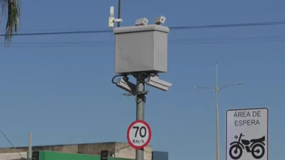 Boa Vista instala novos radares em cruzamentos para reforçar segurança no trânsito