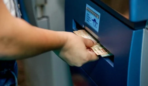 Rondônia antecipa 13º salário nesta sexta e injeta R$ 224 milhões na economia; veja quem recebe