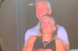 Astronomer abre investigação após CEO e chefe de RH serem flagrados em possível traição