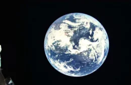 Terra gira mais rápido neste verão e encurta duração dos dia; entenda