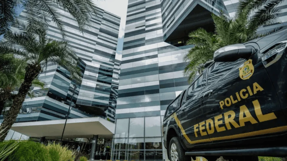 Fraude em precatórios: PF bloqueia R$ 57 milhões em operação