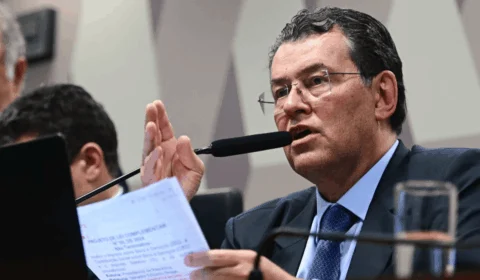 Eduardo Braga faz balanço de 2025 e destaca atuação em defesa do Amazonas