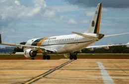 Avião da FAB com Alckmin sofre problema e é substituído