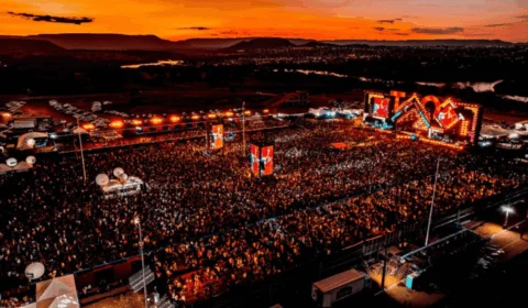 Show de Henrique & Juliano lota estádio em Palmas (TO) com o projeto ‘Em Casa’