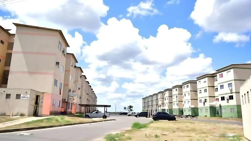 Menino de 4 anos cai do quarto andar de condomínio do Vila Jardim